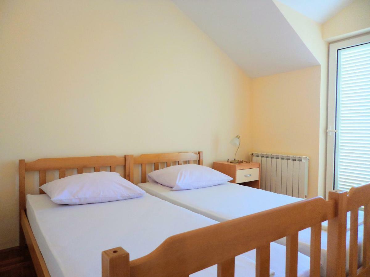Apartments Andela Свети-Филип-и-Яков Экстерьер фото