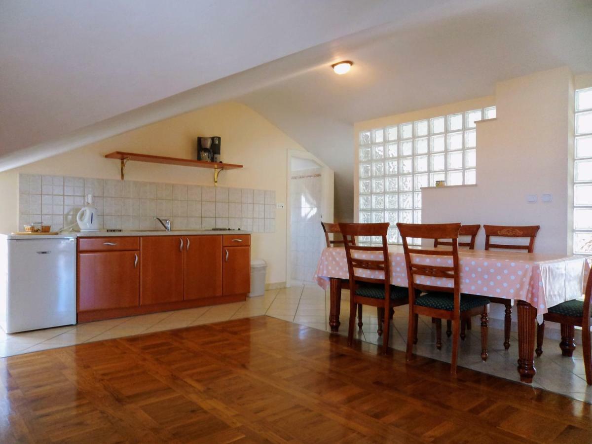 Apartments Andela Свети-Филип-и-Яков Экстерьер фото
