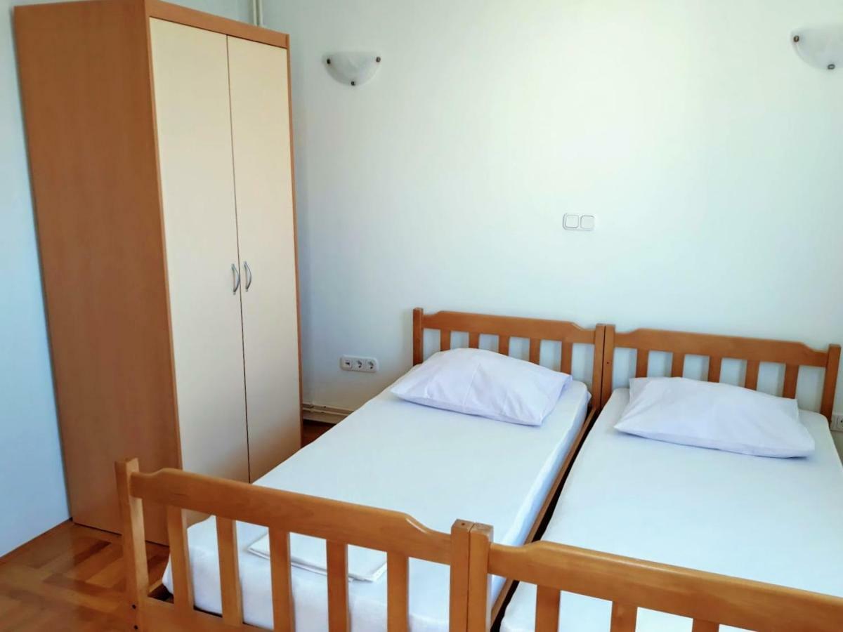 Apartments Andela Свети-Филип-и-Яков Экстерьер фото