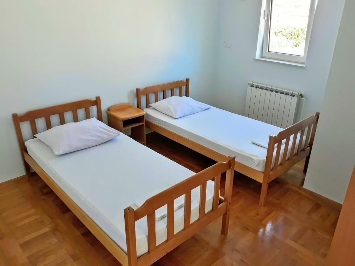 Apartments Andela Свети-Филип-и-Яков Экстерьер фото